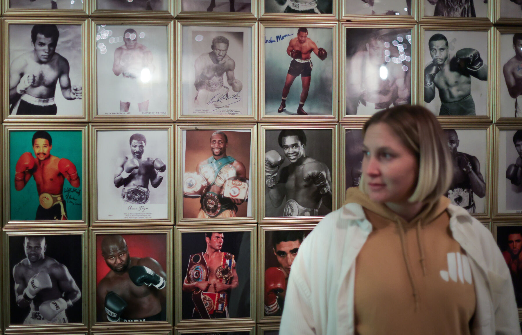 NO.boxing.liv.111322.1534.JPG